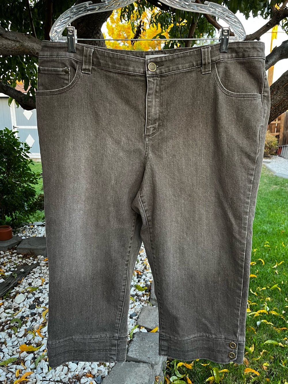 CJ Banks 18W Brown Capri Pants Stretch Cotton Snap Hem Faux Back Pockets